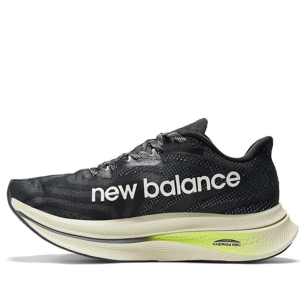 New Balance FuelCell SuperComp Trainer v2 'Black Thirty Watt' WRCXBK3