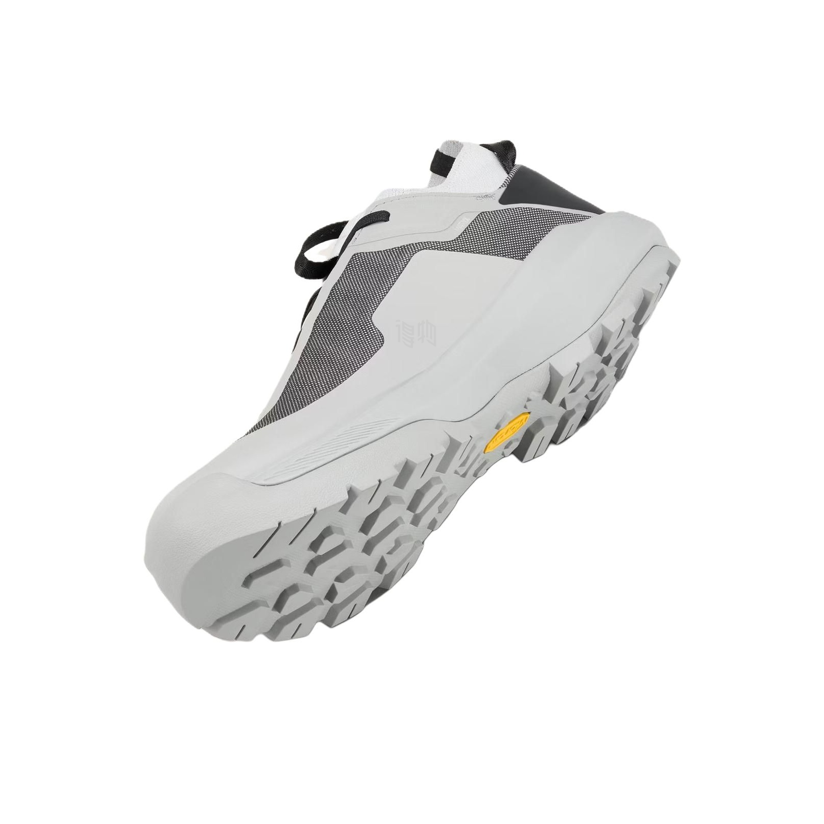 Arc’teryx Vertex Alpine Approach Shoe — Men’s Solitude